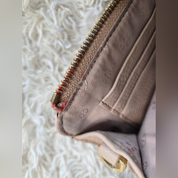 Tory Burch Crossbody - Picture 14 of 17